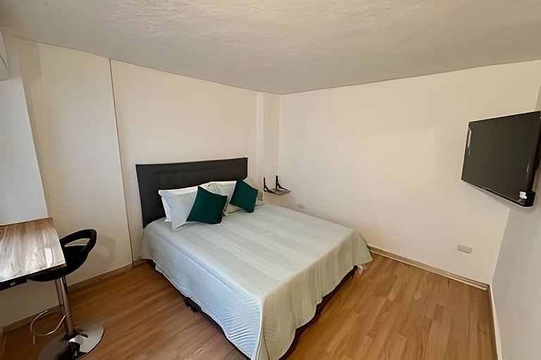 Grand Luxury Duplex | 2BR + AC & Private Patio