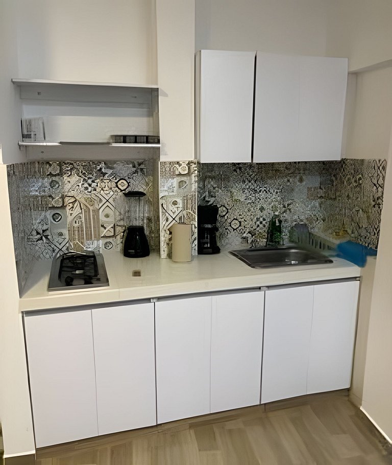 Urban Oasis 2BR | Full Kitchen & AC - Gourmet Zone