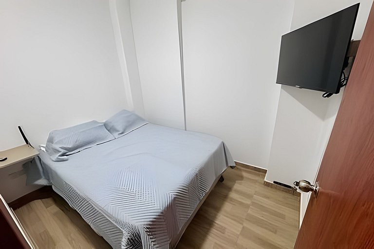 Urban Oasis 2BR | Full Kitchen & AC - Gourmet Zone