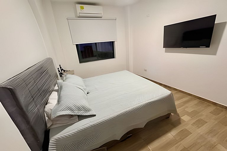 Urban Oasis 2BR | Full Kitchen & AC - Gourmet Zone