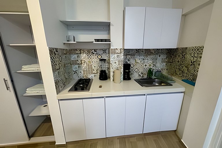 Urban Oasis 2BR | Full Kitchen & AC - Gourmet Zone