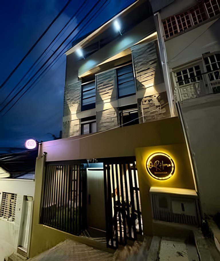 Industrial Premium Suite | Private balcony & AC