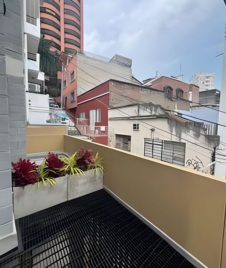 Industrial Premium Suite | Private balcony & AC