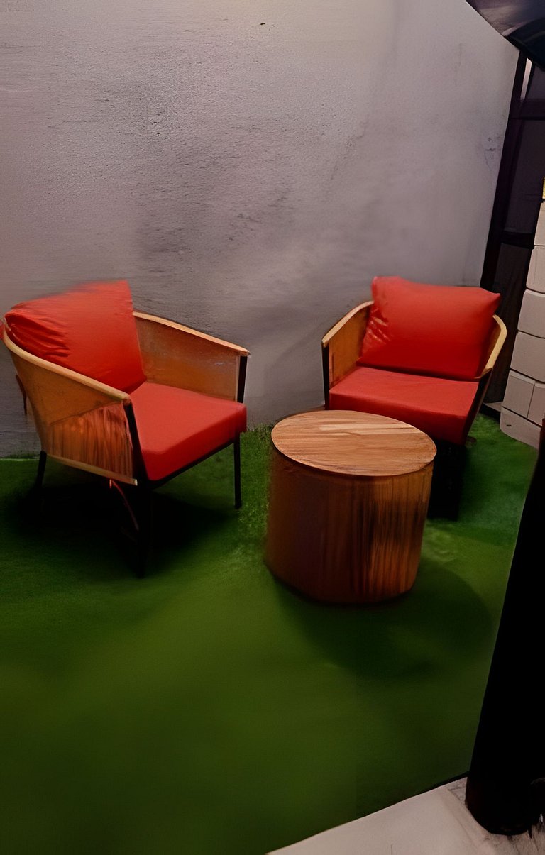 Design Room con Vista Exterior | Granada Norte