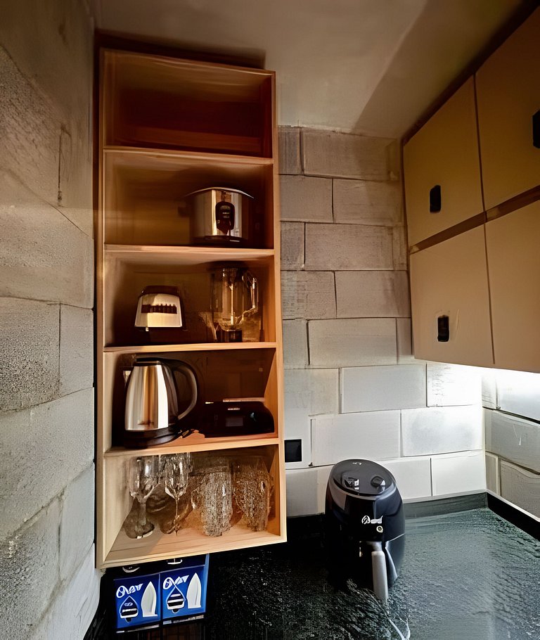 Design Room con Vista Exterior | Granada Norte