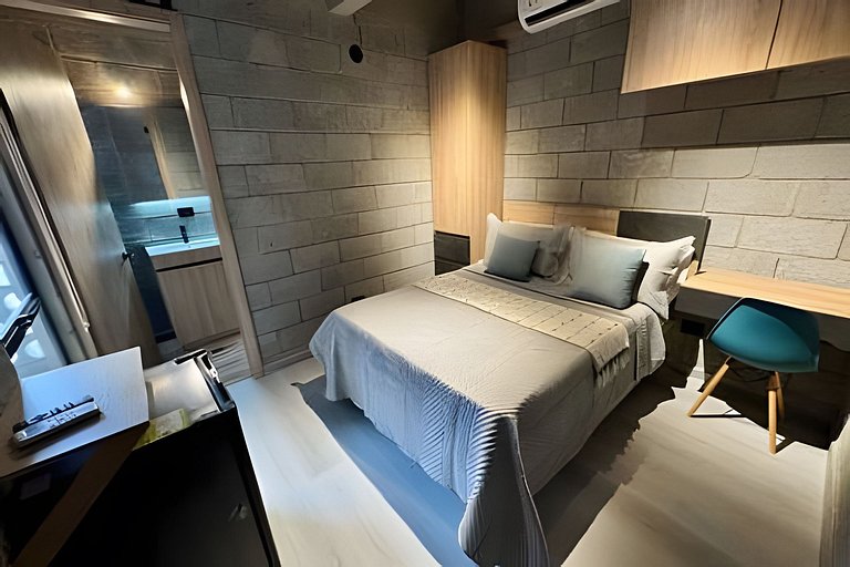 Industrial Style Room | Quiet & Central | Granada