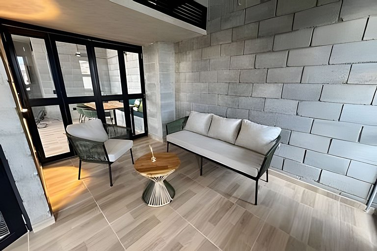 Cozy Industrial Hub | Focus & Work | HighSpeedWiFi