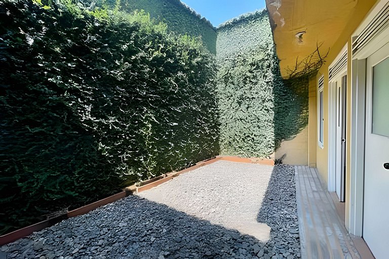 La Terraza Studio | AC + Wi-Fi + Kitchen