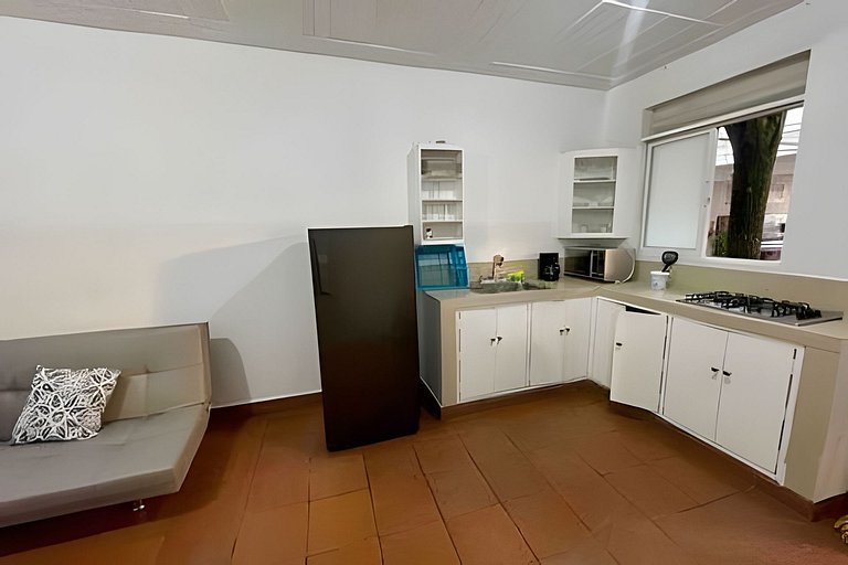 La Terraza Studio | AC + Wi-Fi + Kitchen