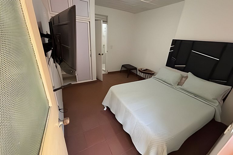 La Terraza Studio | AC + Wi-Fi + Kitchen