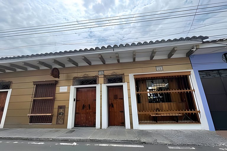 Twin Heritage Studio | 2 Beds + AC + Wi-Fi