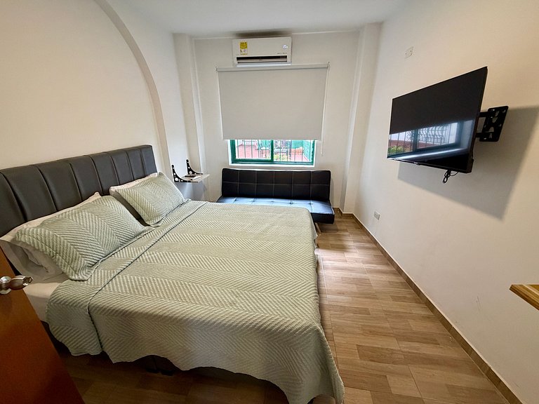 Urban Oasis 2BR | Full Kitchen & AC - Gourmet Zone