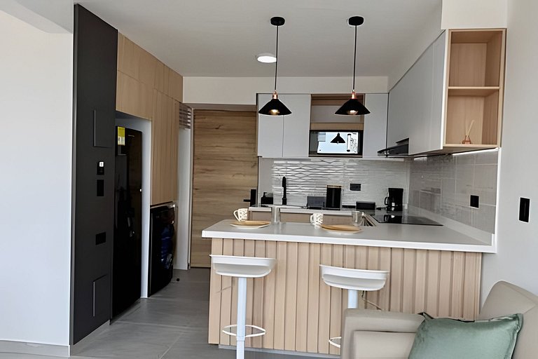 Ejecutivo & Moderno | Parqueadero+AC | El Refugio