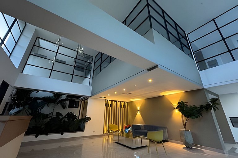 Moderno Loft Pance / Vista a la Naturaleza & Pool