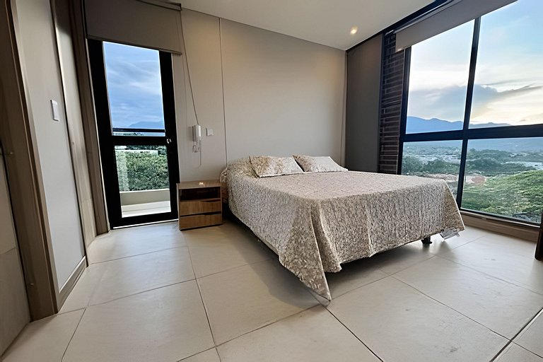Moderno Loft Pance / Vista a la Naturaleza & Pool