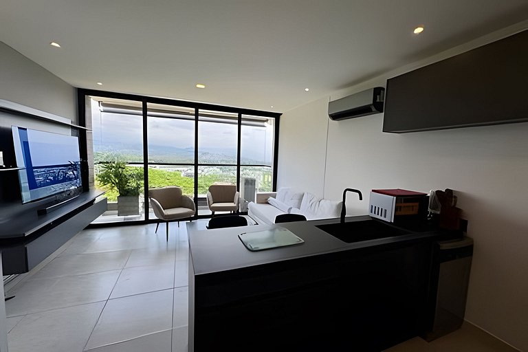 Moderno Loft Pance / Vista a la Naturaleza & Pool