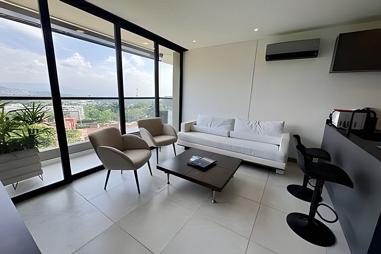 Moderno Loft Pance / Vista a la Naturaleza & Pool