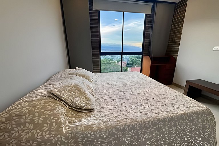 Moderno Loft Pance / Vista a la Naturaleza & Pool