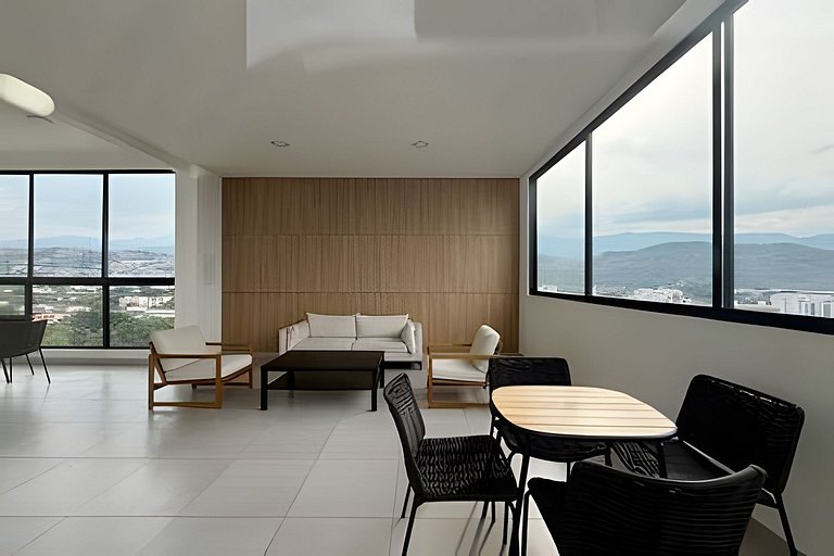 Diseño Minimalista & Luz Natural en El Refugio