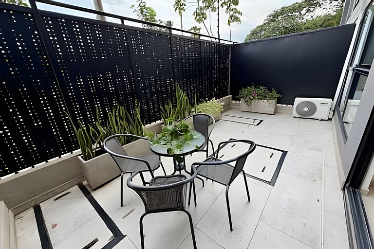 Private Terrace & Cool AC | Miró Refugio 102